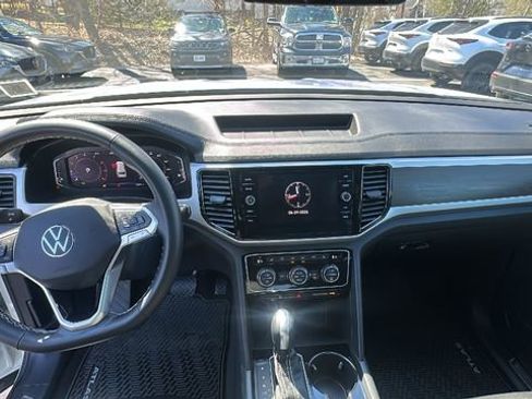Used 2022 Volkswagen Atlas SE image 9