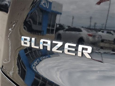 Used 2023 Chevrolet Blazer LT w/ Convenience Package image 7