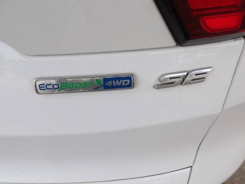 Used 2019 Ford Escape SE AWD/4WD image 38