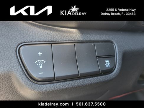 New 2025 Kia Seltos X-Line image 25