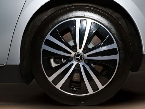 Used 2023 Mercedes-Benz EQE 350+ 4MATIC Sedan image 43