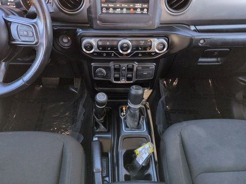 Certified 2021 Jeep Gladiator Sport image 19