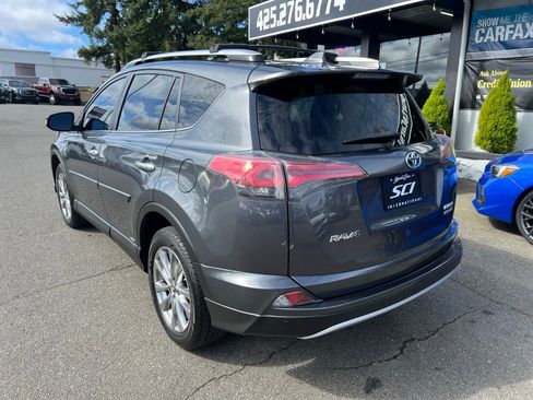 Used 2016 Toyota RAV4 Limited image 6