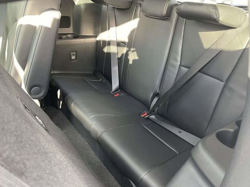 New 2025 Toyota Highlander Platinum image 27