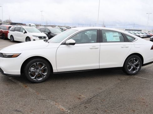 New 2026 Honda Accord EX-L image 8