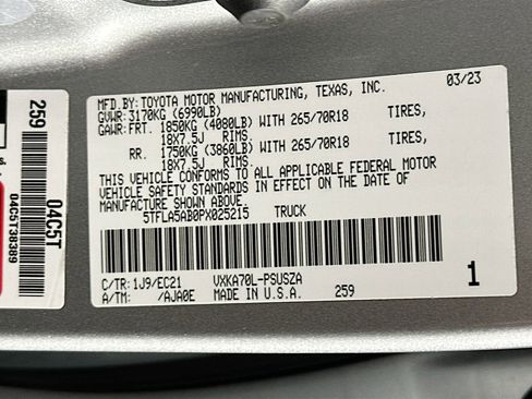 Used 2023 Toyota Tundra SR5 w/ SR5 Premium Package RWD image 32