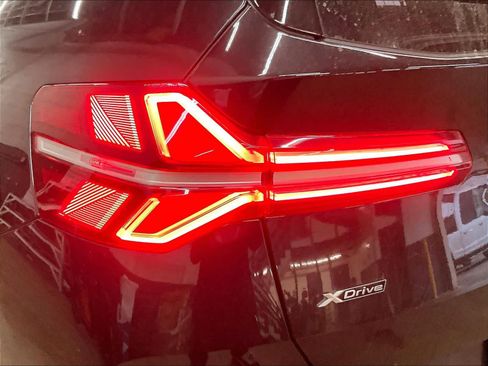 Used 2025 BMW X3 xDrive30i w/ Premium Package image 31