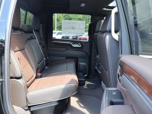 New 2026 GMC Sierra 3500 Denali w/ Denali Reserve Package AWD/4WD image 23