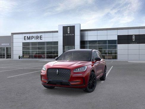 New 2025 Lincoln Corsair Premiere w/ Equipment Group 101A image 2