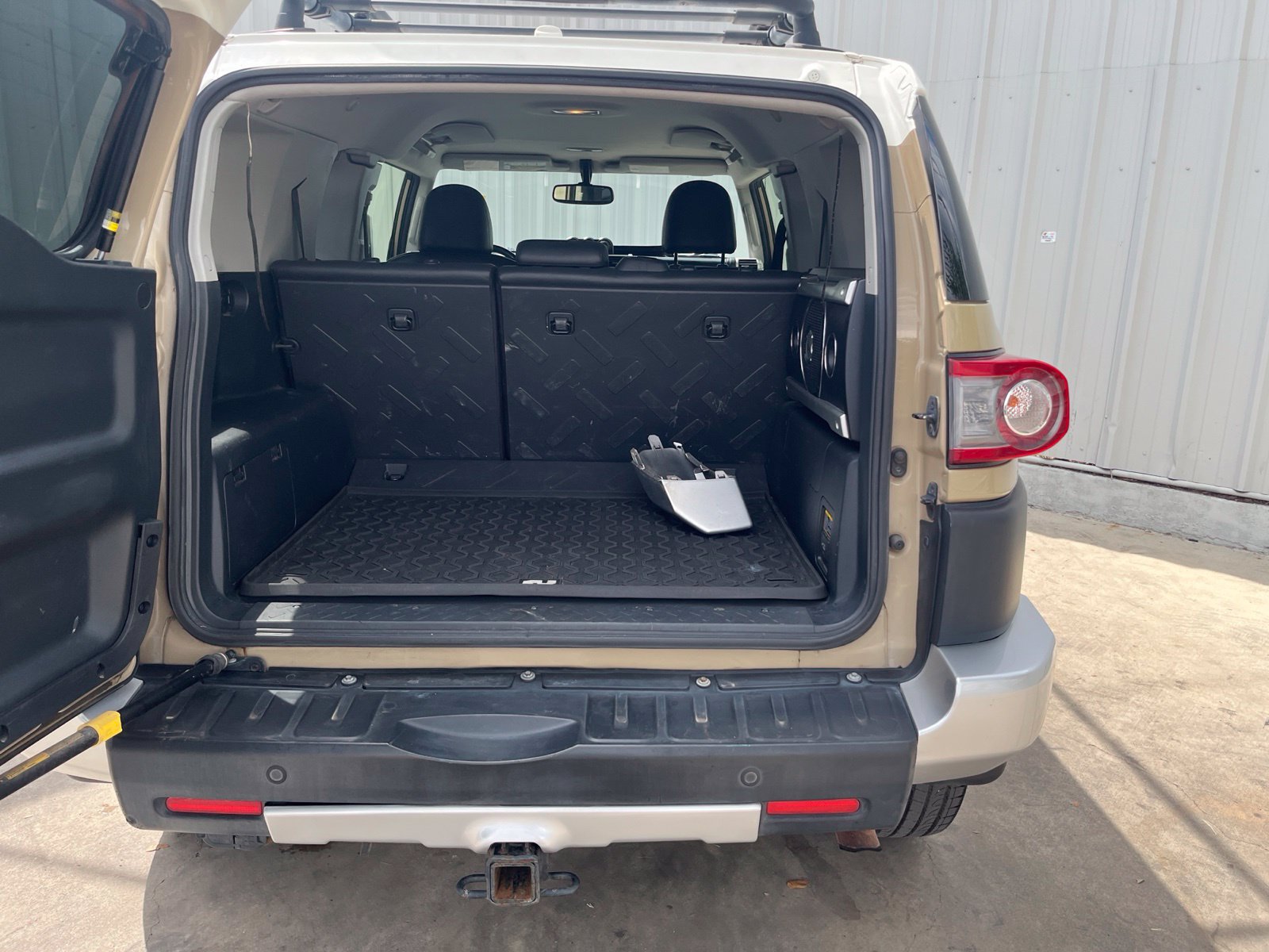 Used 2013 Toyota FJ Cruiser 4WD w/ Upgrade Pkg image 8