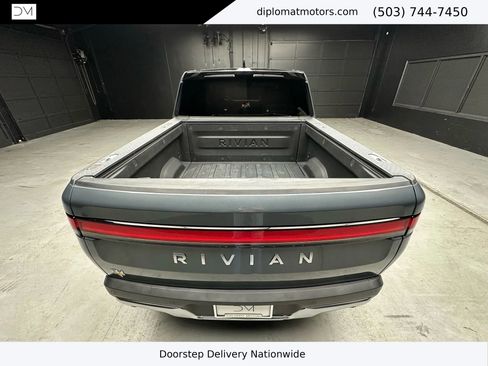 Used 2023 Rivian R1T Adventure image 36