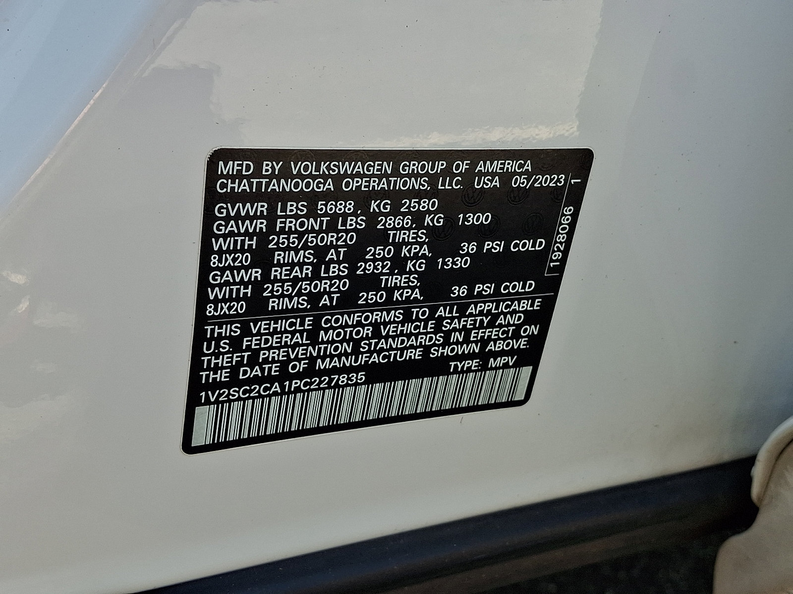 Used 2023 Volkswagen Atlas Cross Sport SEL R-Line AWD/4WD image 21