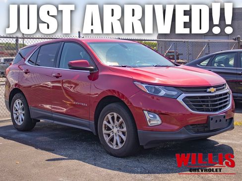 Used 2018 Chevrolet Equinox LT AWD/4WD image 1