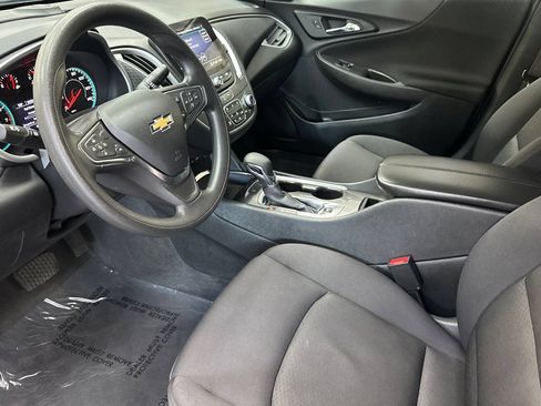 Used 2024 Chevrolet Malibu LT FWD image 13