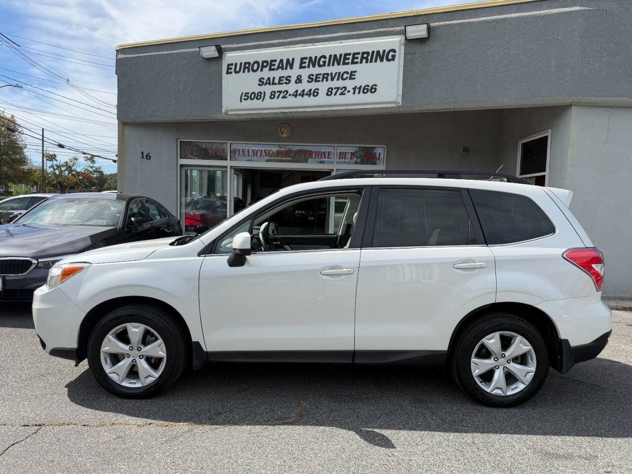 Used 2015 Subaru Forester 2.5i Limited AWD/4WD image 4