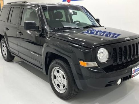 Used 2016 Jeep Patriot Sport w/ Power Value Group FWD image 7