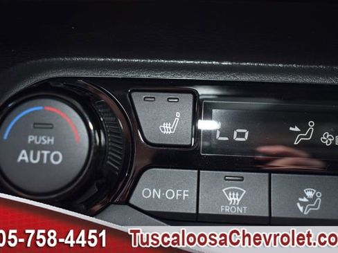 Used 2026 Nissan Kicks SV w/ SV Premium Package FWD image 34