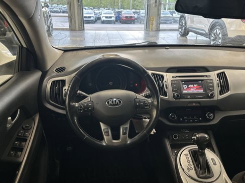 Used 2015 Kia Sportage EX image 2