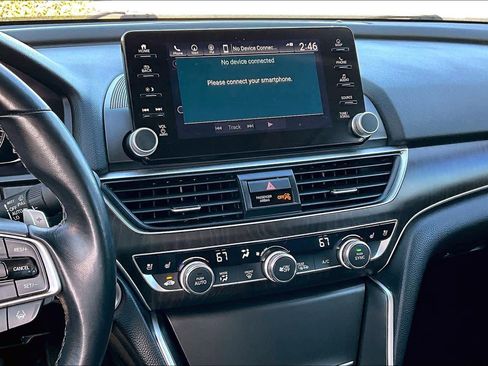 Used 2021 Honda Accord Touring image 6