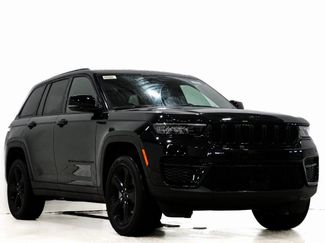 New 2025 Jeep Grand Cherokee Altitude video 1