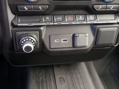 Used 2022 GMC Sierra 1500 Elevation w/ X31 Off-Road Package image 37