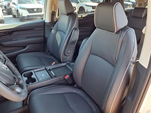 New 2026 Honda Odyssey Elite image 13