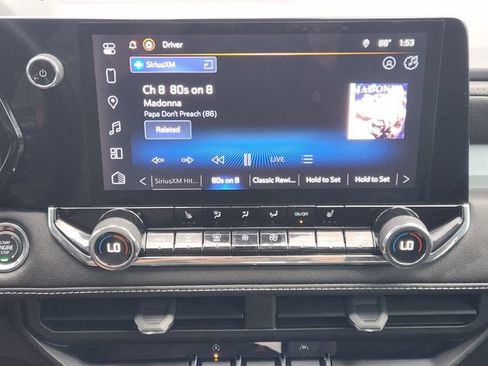 Used 2025 Chevrolet Colorado LT RWD image 4
