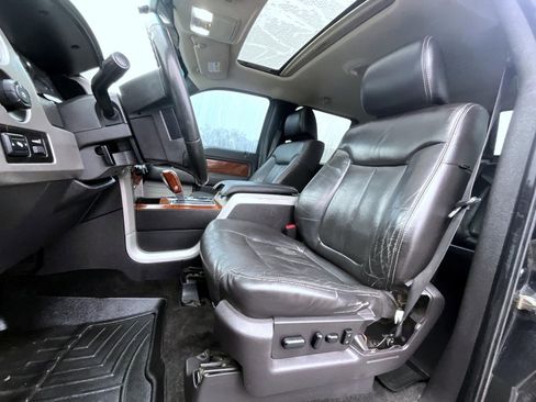 Used 2010 Ford F150 Lariat image 11