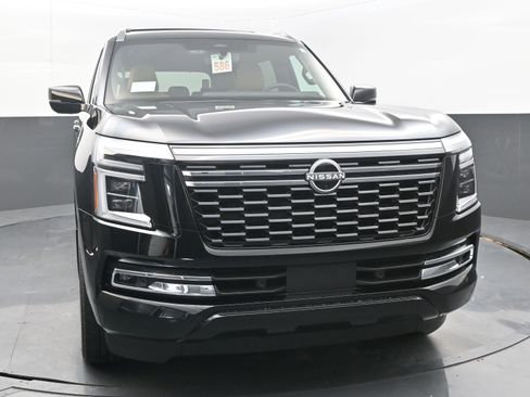 New 2025 Nissan Armada Platinum Reserve image 2