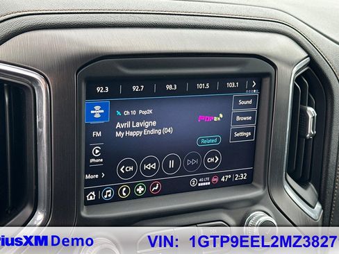 Used 2021 GMC Sierra 1500 AT4 w/ Off-Road Performance Package image 26