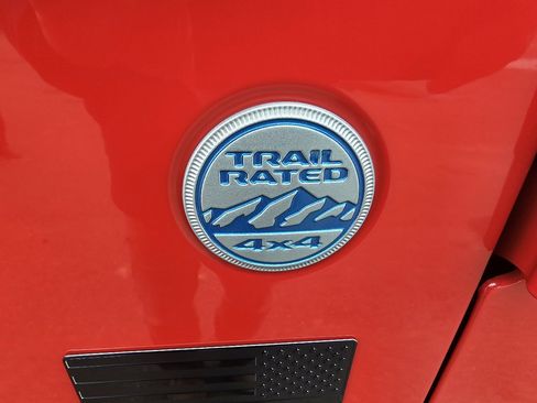 Used 2021 Jeep Wrangler Unlimited Sahara w/ Cold Weather Group image 22