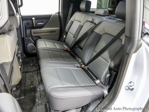 New 2025 GMC Hummer EV 2X image 9