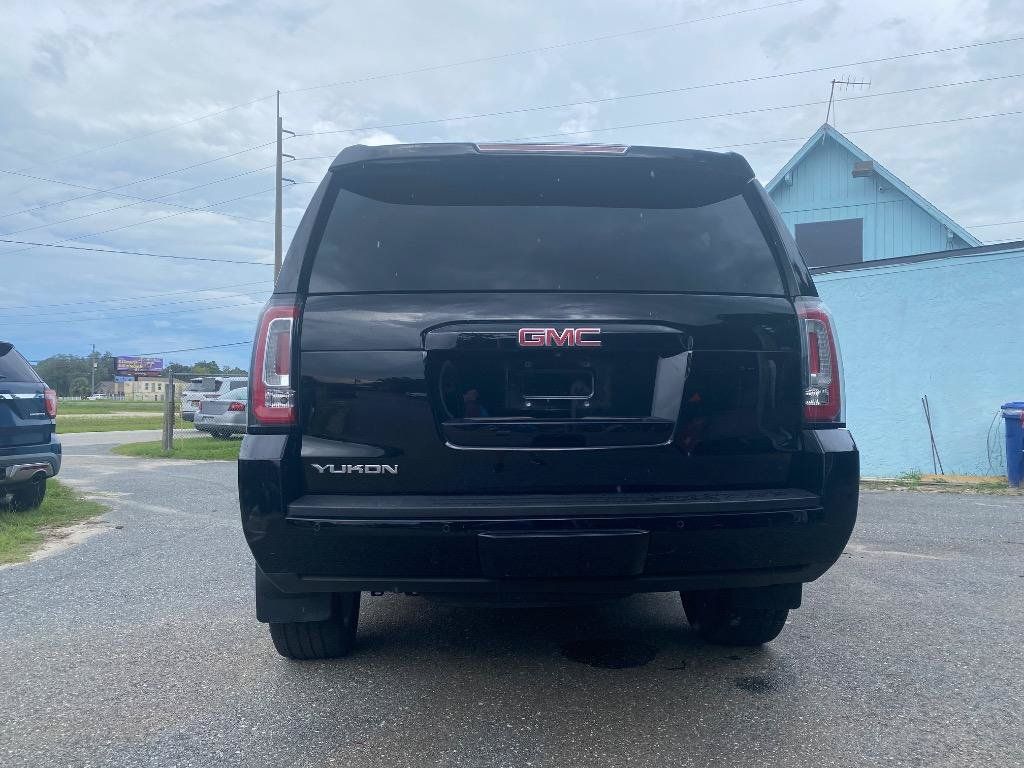 Used 2018 GMC Yukon SLT w/ Open Road Package AWD/4WD image 9