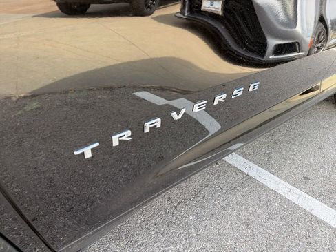 New 2026 Chevrolet Traverse LT FWD image 10