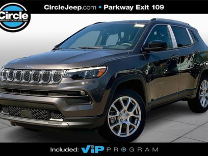 New 2023 Jeep Compass Latitude w/ Sun and Sound Group