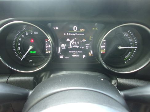 Used 2023 Jeep Wrangler Unlimited Sahara w/ Cold Weather Group AWD/4WD image 10