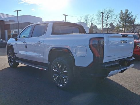 New 2025 GMC Sierra EV Denali image 3