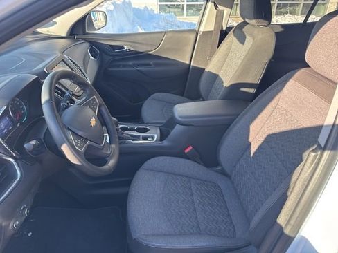 Used 2023 Chevrolet Equinox LT image 20