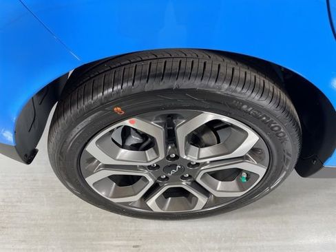 New 2025 Kia Soul EX image 10