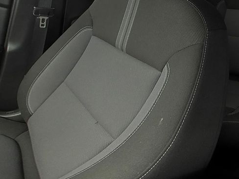Used 2025 Chevrolet Blazer LT FWD image 12