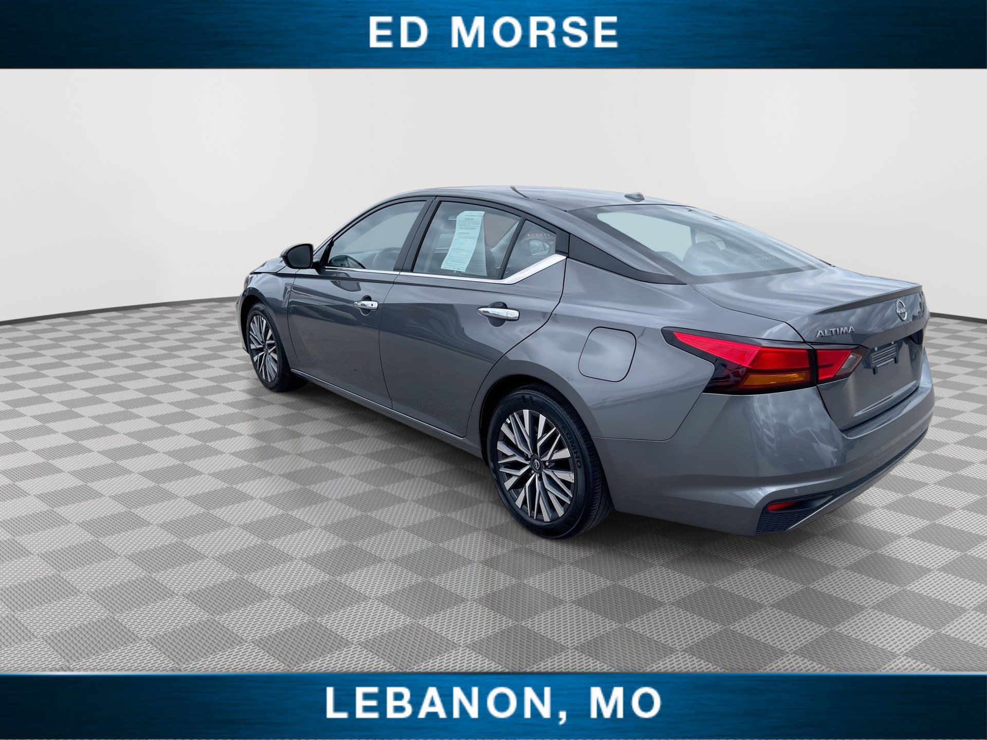Used 2025 Nissan Altima 2.5 SV FWD image 6