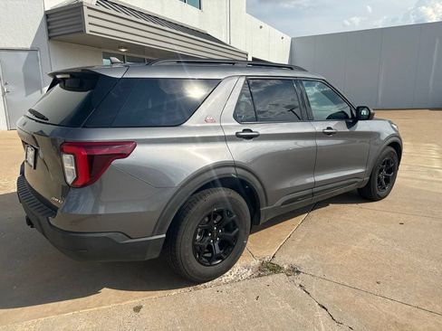 Used 2022 Ford Explorer Timberline AWD/4WD image 9