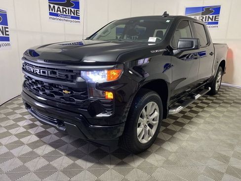 Used 2024 Chevrolet Silverado 1500 Custom AWD/4WD image 14