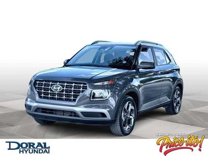 Used 2024 Hyundai Venue SEL