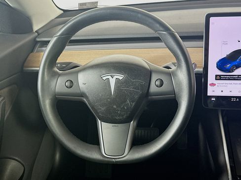 Used 2019 Tesla Model 3 Standard Range Plus image 17