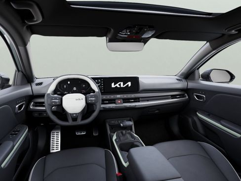 New 2026 Kia K4 GT-Line Turbo FWD image 9