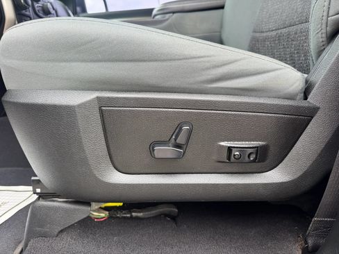 Used 2020 RAM 1500 Warlock w/ Electronics Group AWD/4WD image 20
