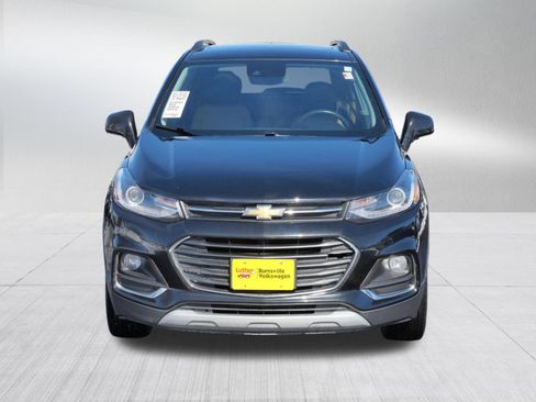 Used 2017 Chevrolet Trax Premier w/ Driver Confidence II Package image 2