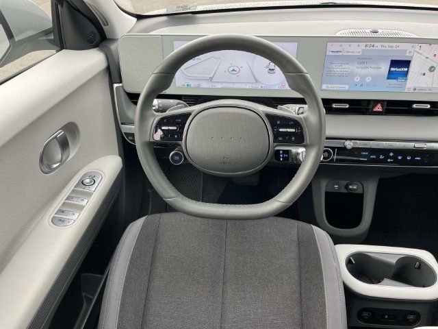 Used 2024 Hyundai Ioniq 5 SEL AWD/4WD image 16