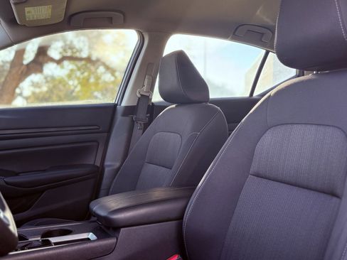 Used 2022 Nissan Altima 2.5 S image 26